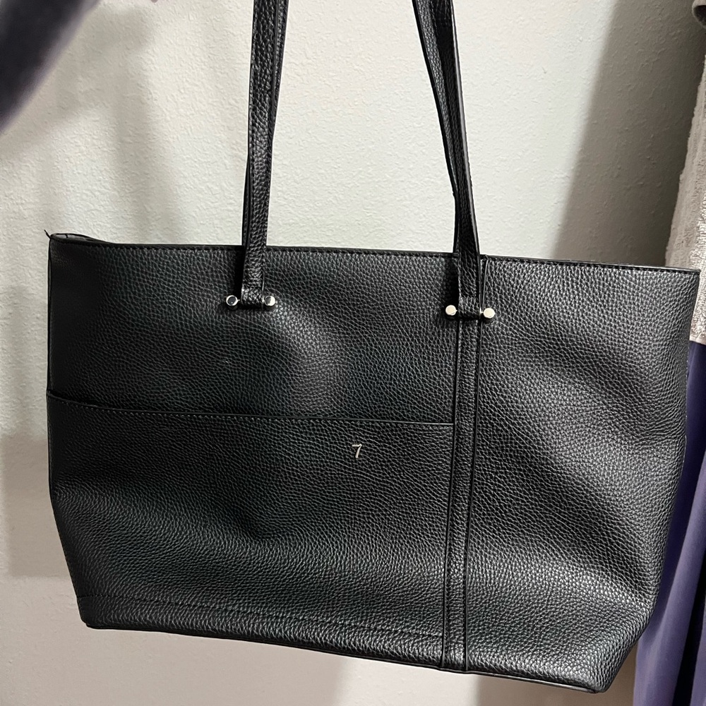 Black tote bag